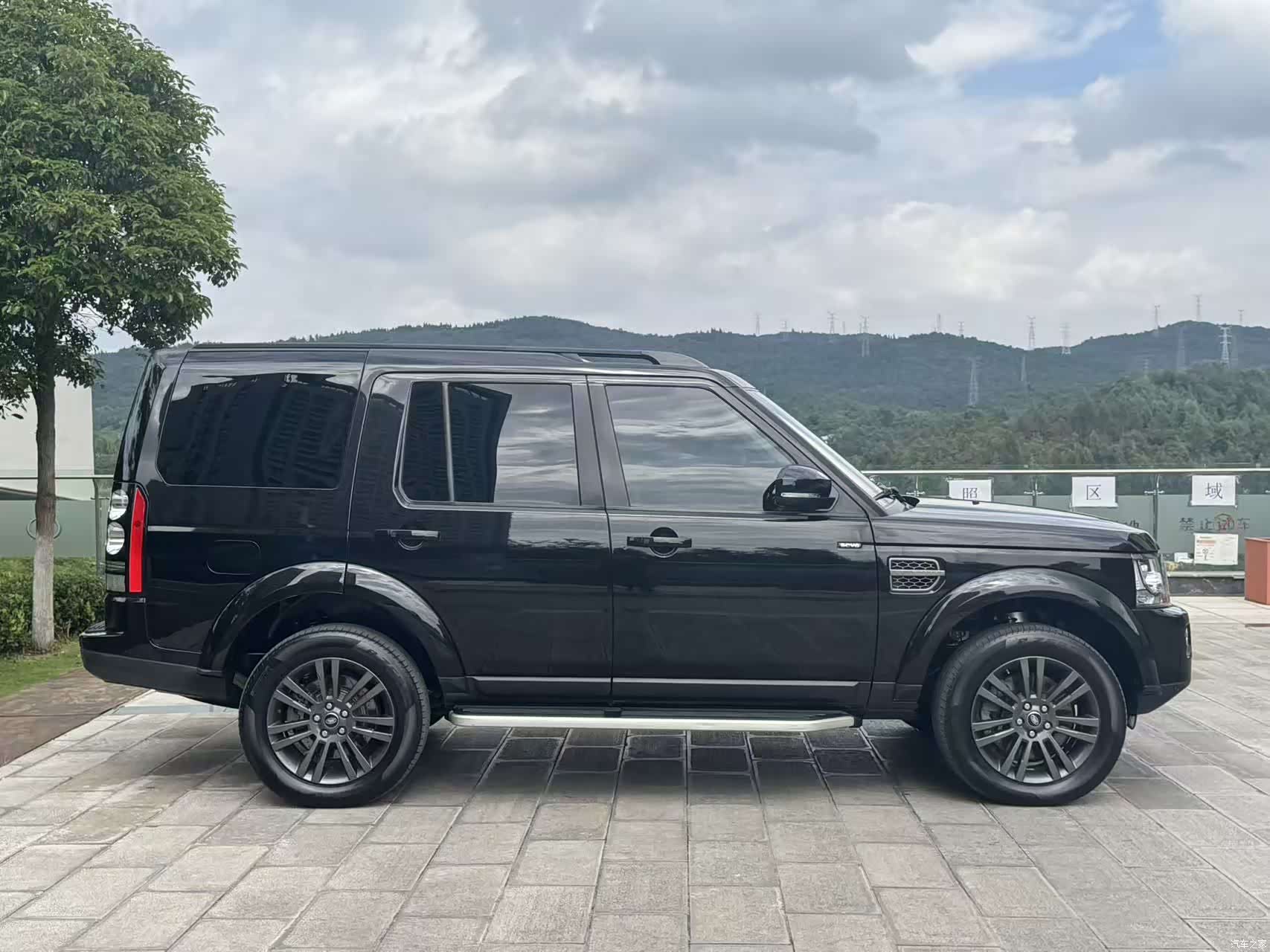 Land Rover Discovery, 2016 4