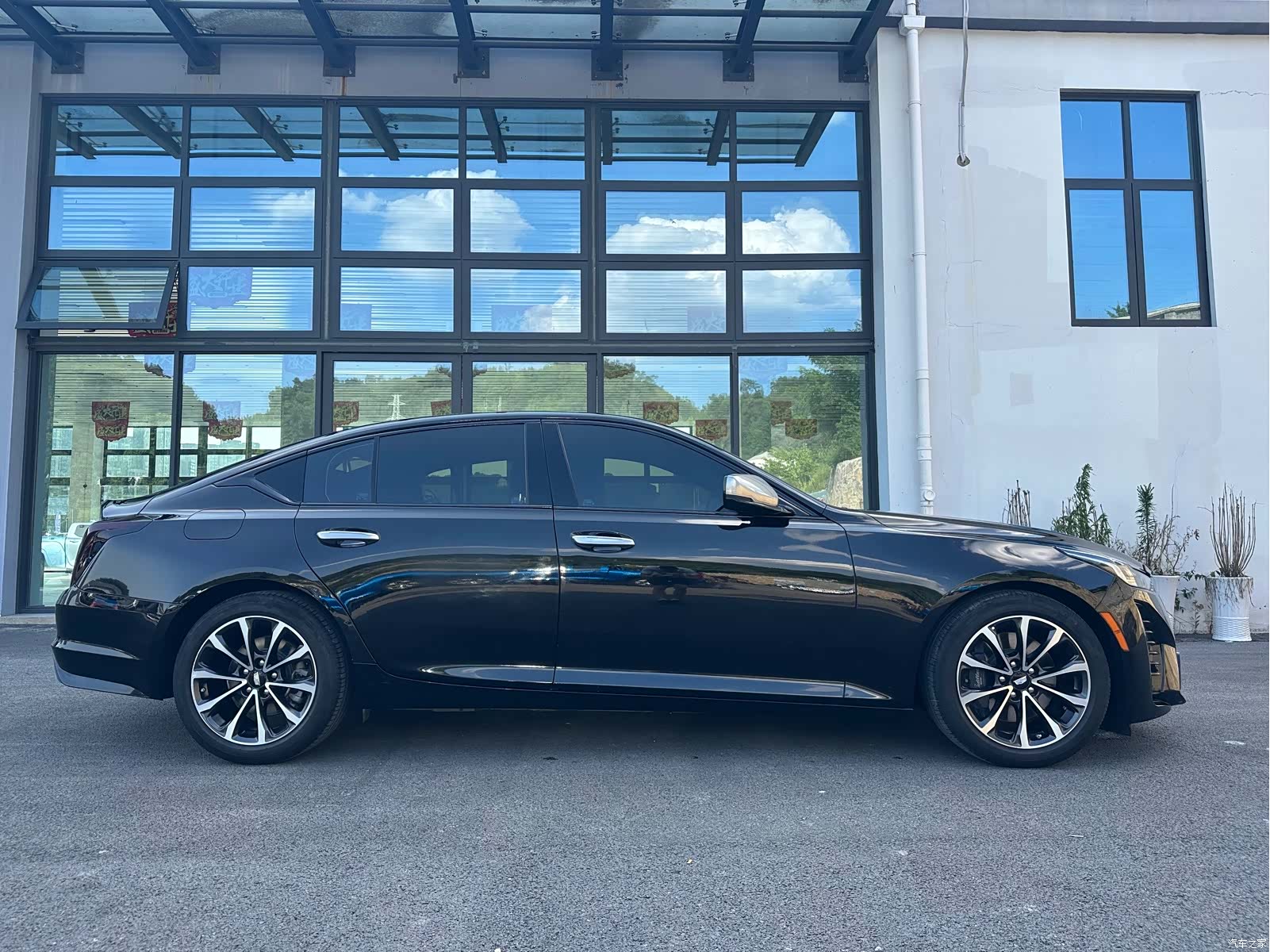 Cadillac CT5, 2023 11