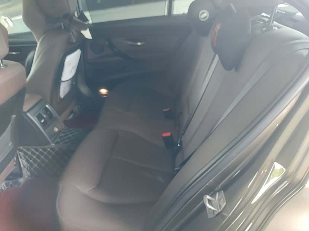 BMW 3 Series, 2018 17