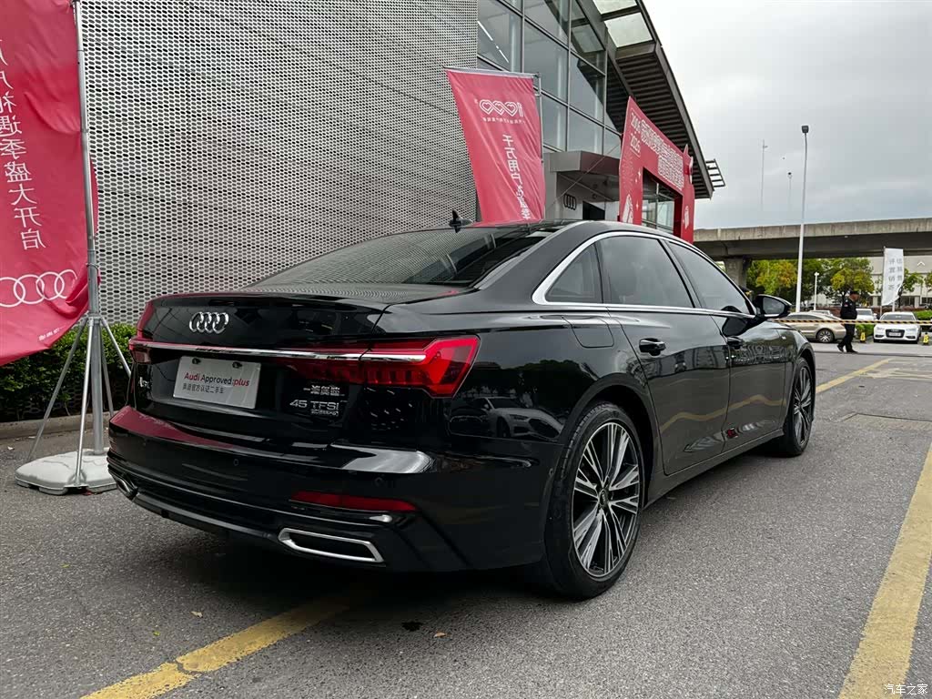 Audi A6L, 2022 все фото