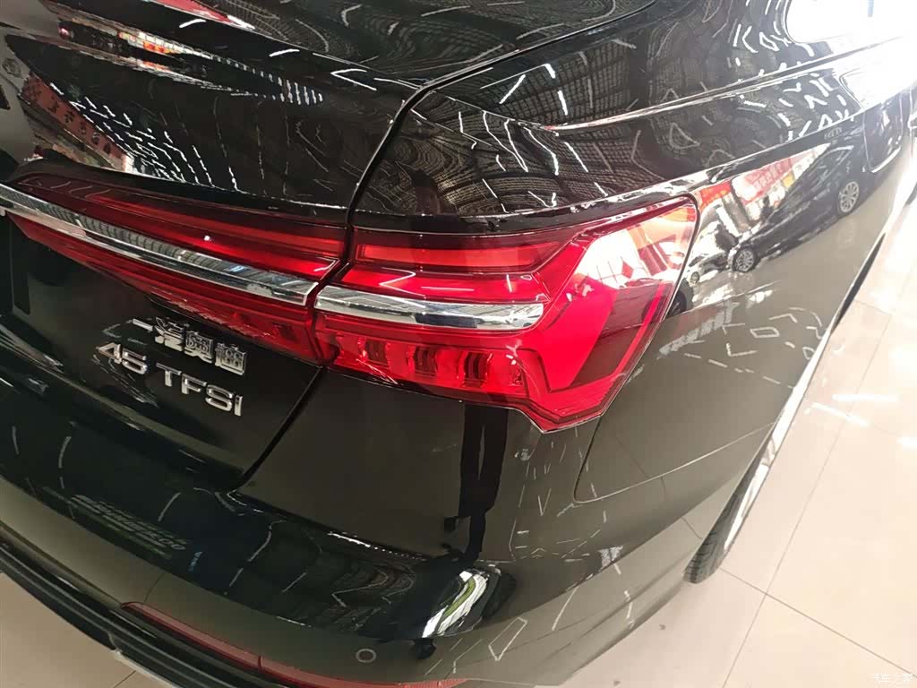 Audi A6L, 2022 24