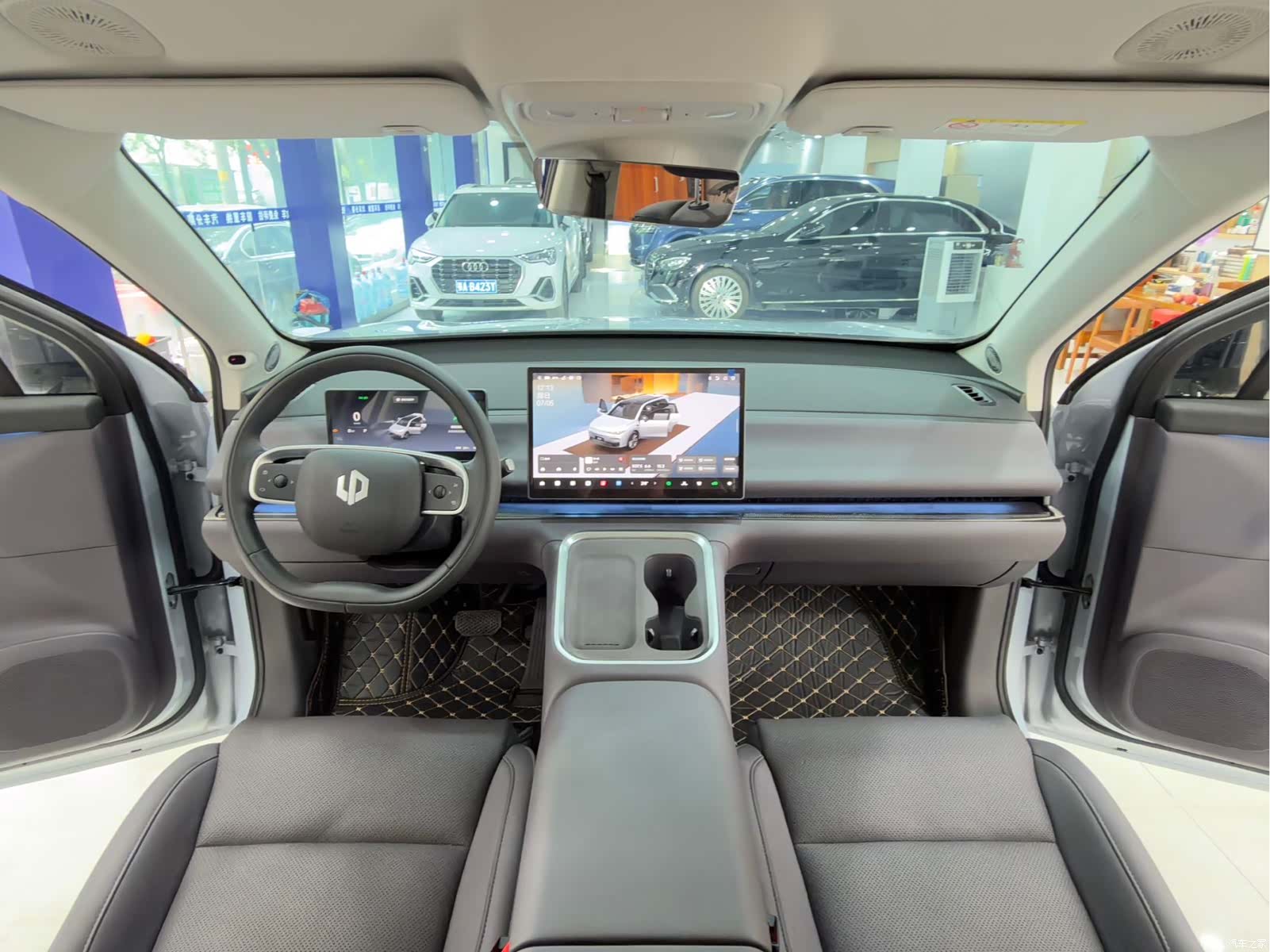 Leapmotor C16, 2025 все фото