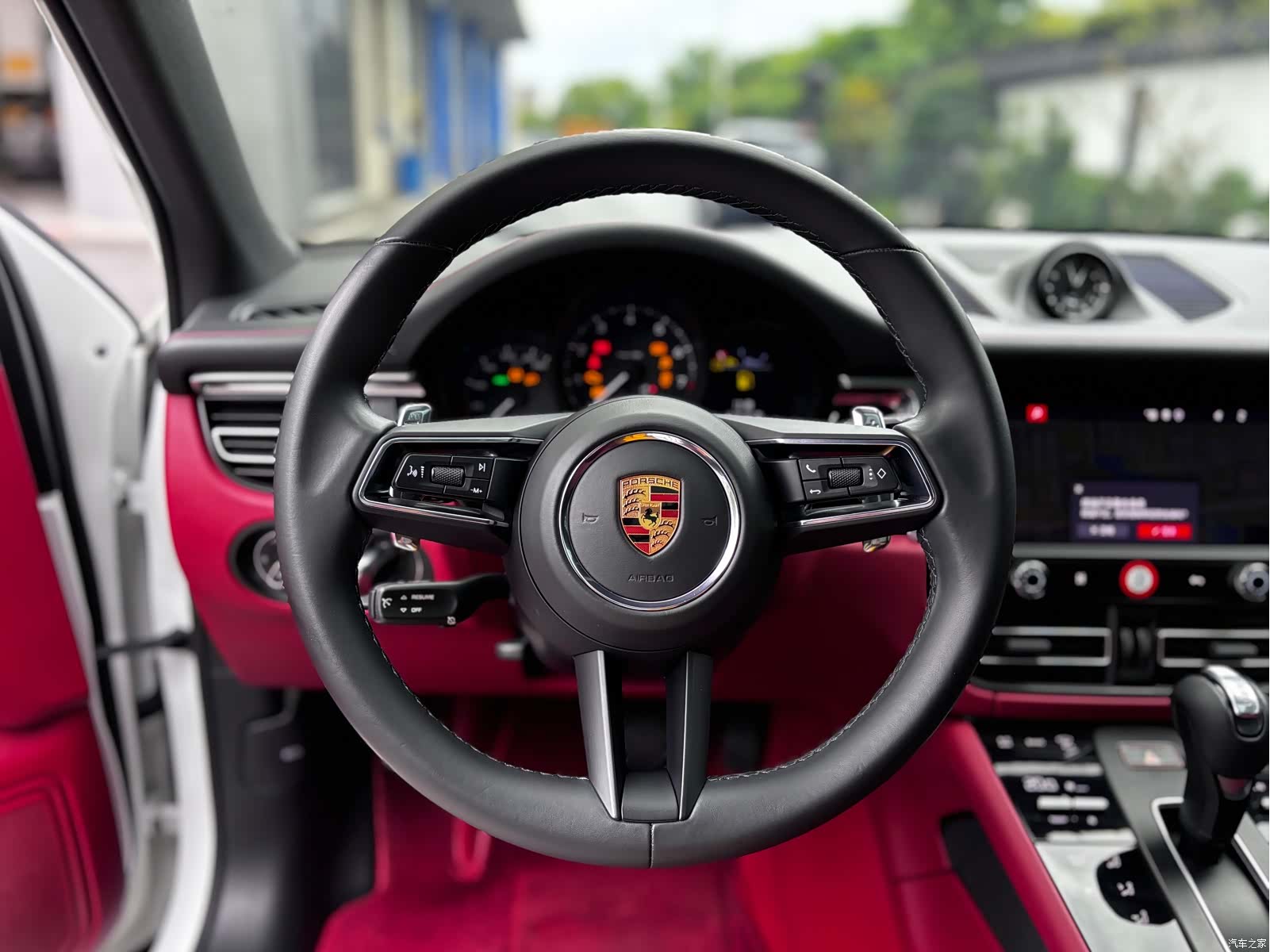 Porsche Macan, 2022 16