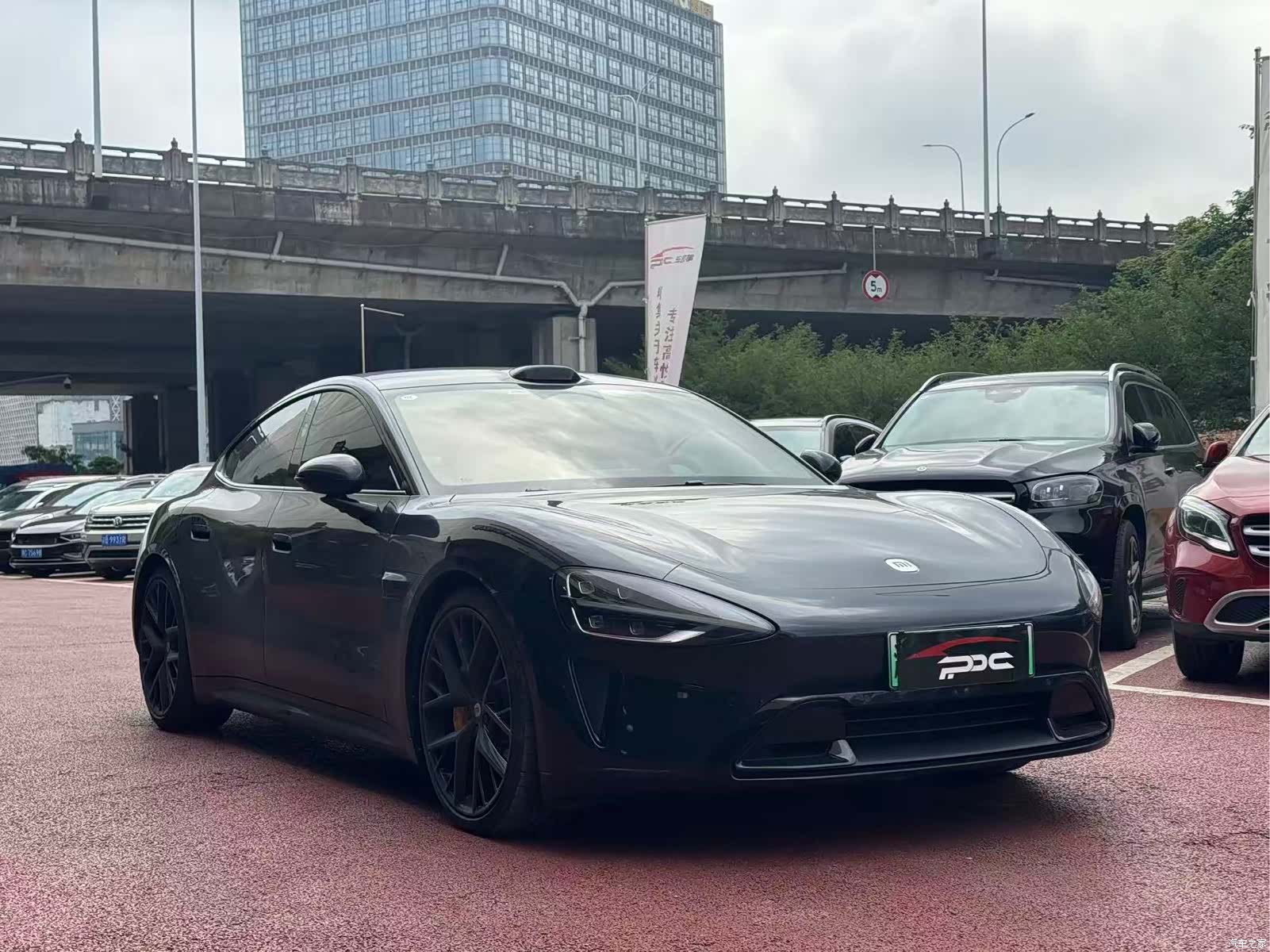 Xiaomi SU7, 2024 3