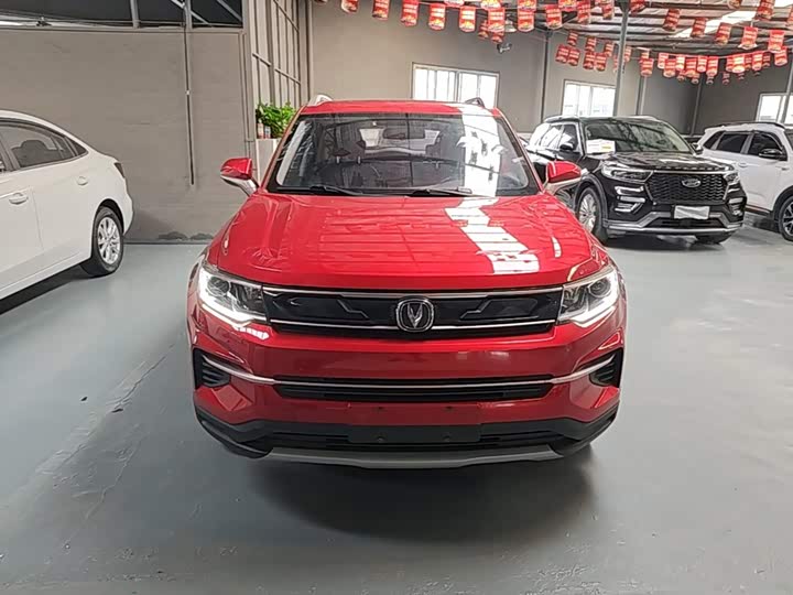 Changan CS35PLUS 2018 1.6L МКПП chang lian ban guo V