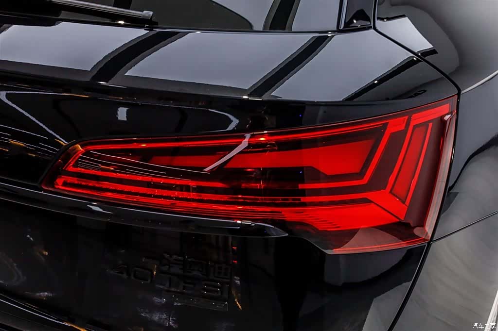 Audi Q5L, 2024 все фото