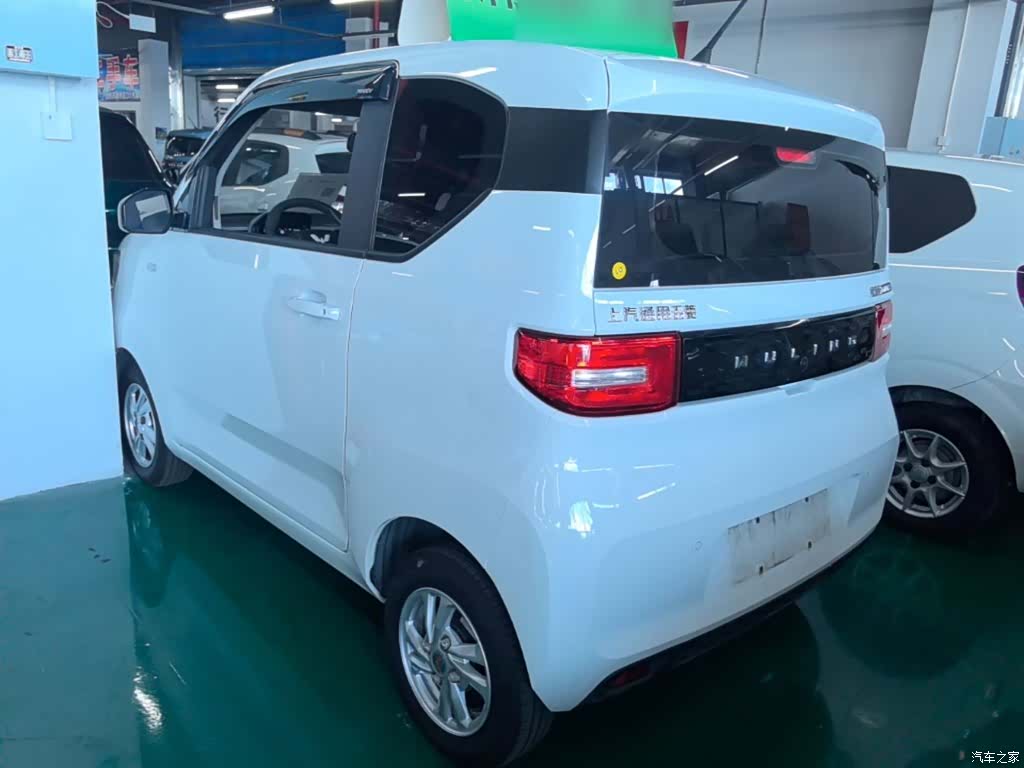 Wuling MINIEV, 2021 все фото
