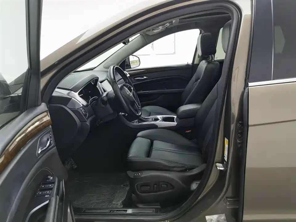 Cadillac SRX