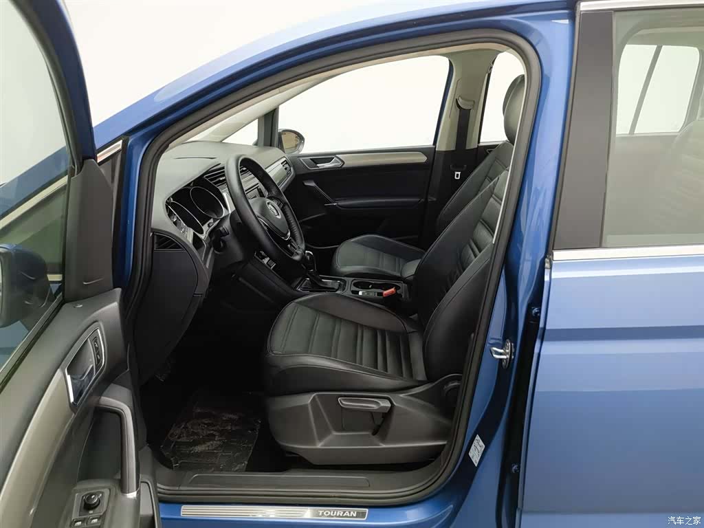 Volkswagen L, 2016 10