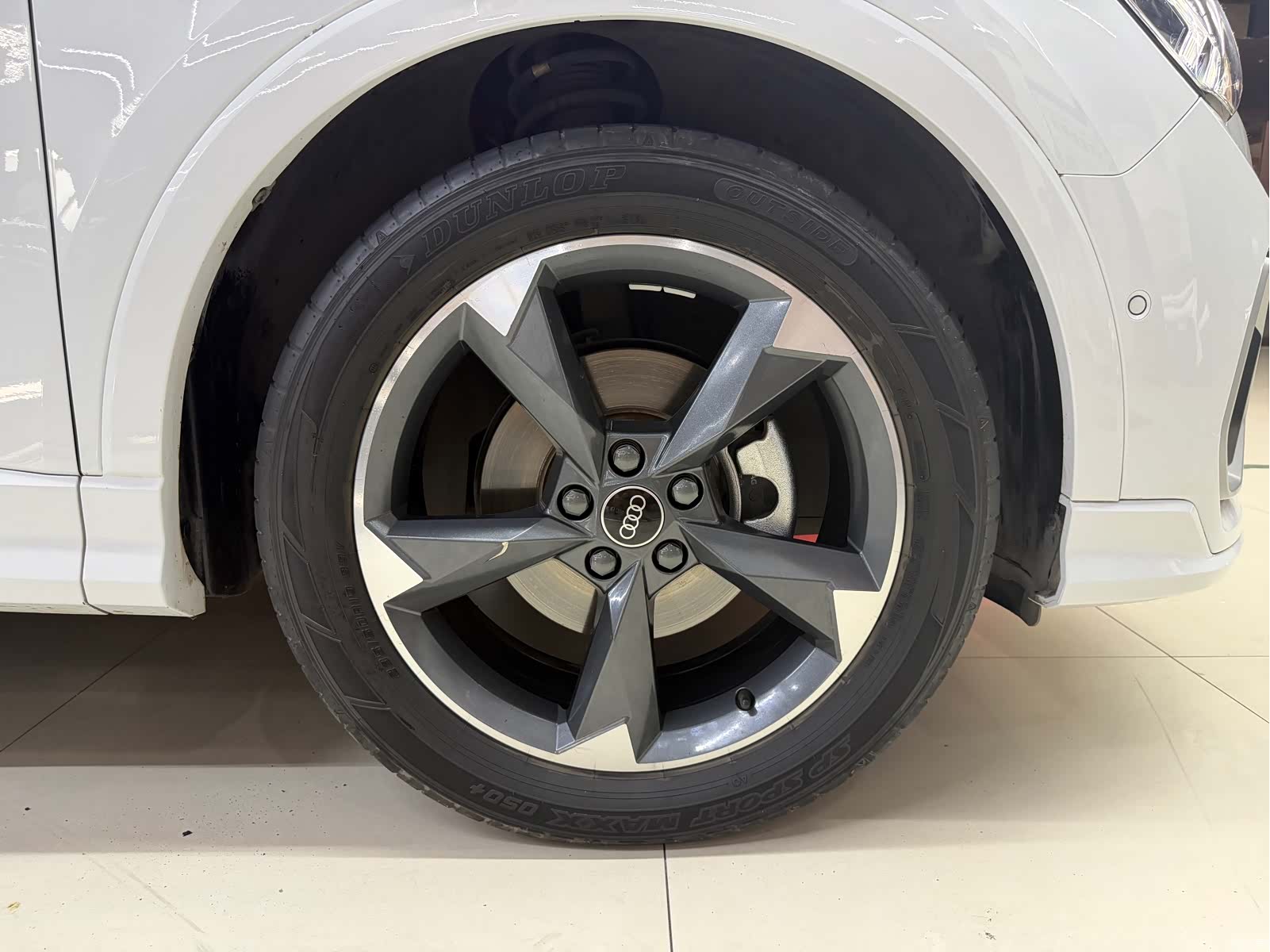 Audi Q3, 2022 4