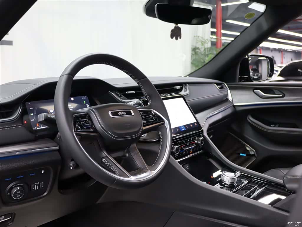 Jeep Grand Cherokee, 2025 7