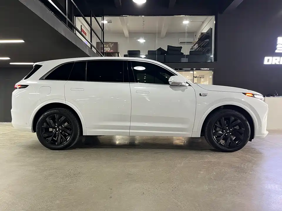 Li Auto Ideal L7