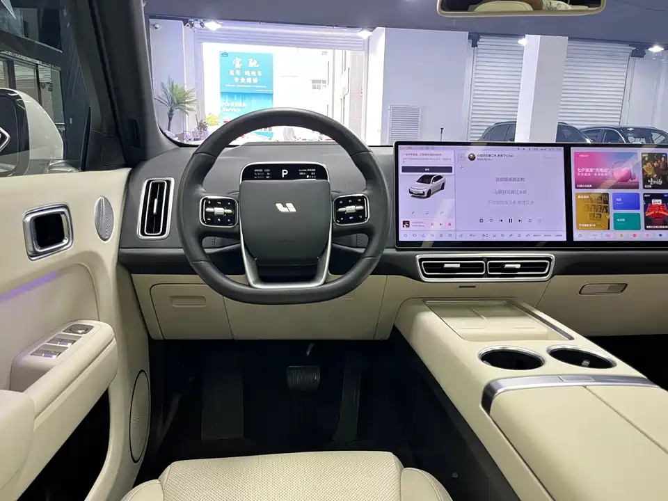 Li Auto Ideal L7