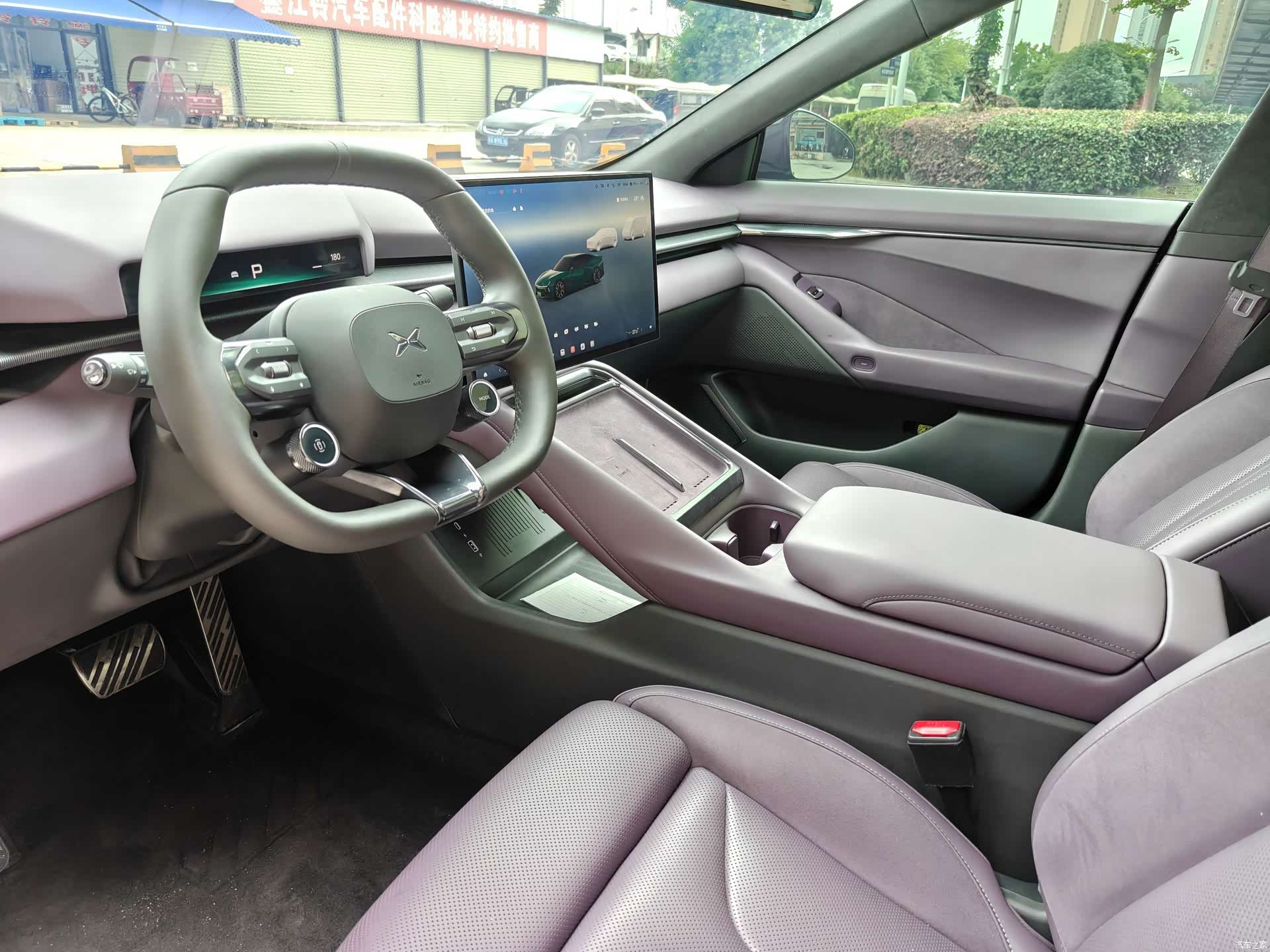 Xpeng P7, 2025 8