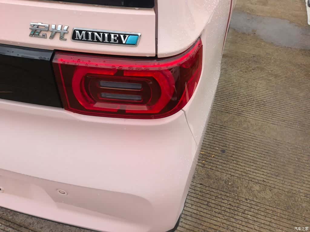 Wuling MINIEV, 2021 8