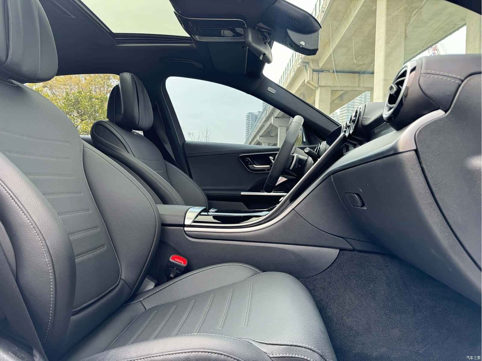 Mercedes-Benz C-Class, 2023 11
