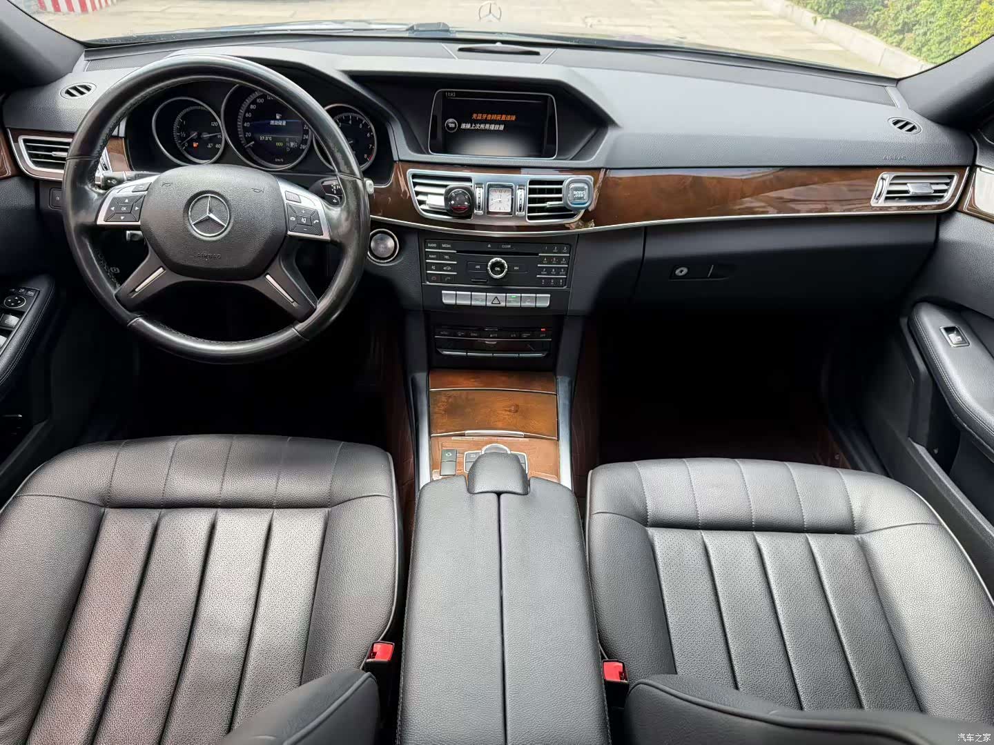 Mercedes-Benz E-Class, 2015 4
