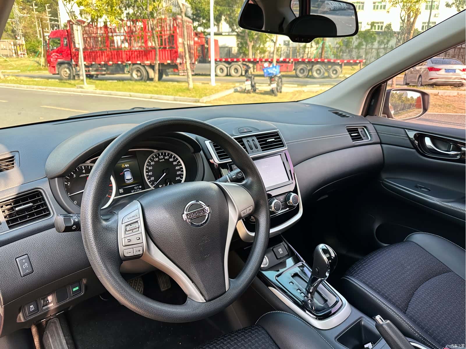 Nissan Tiida, 2017 15