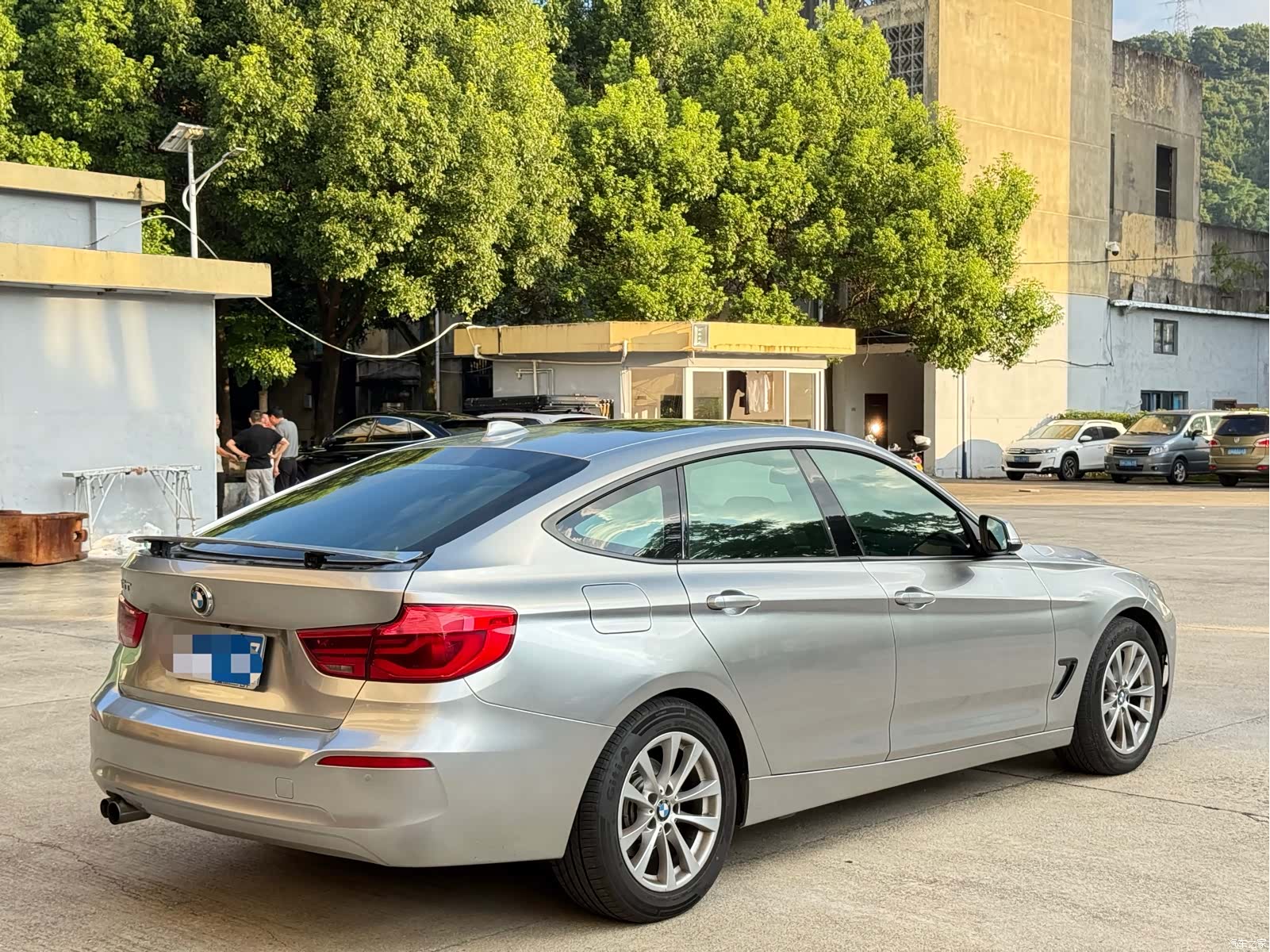 BMW 3 Series, 2017 все фото