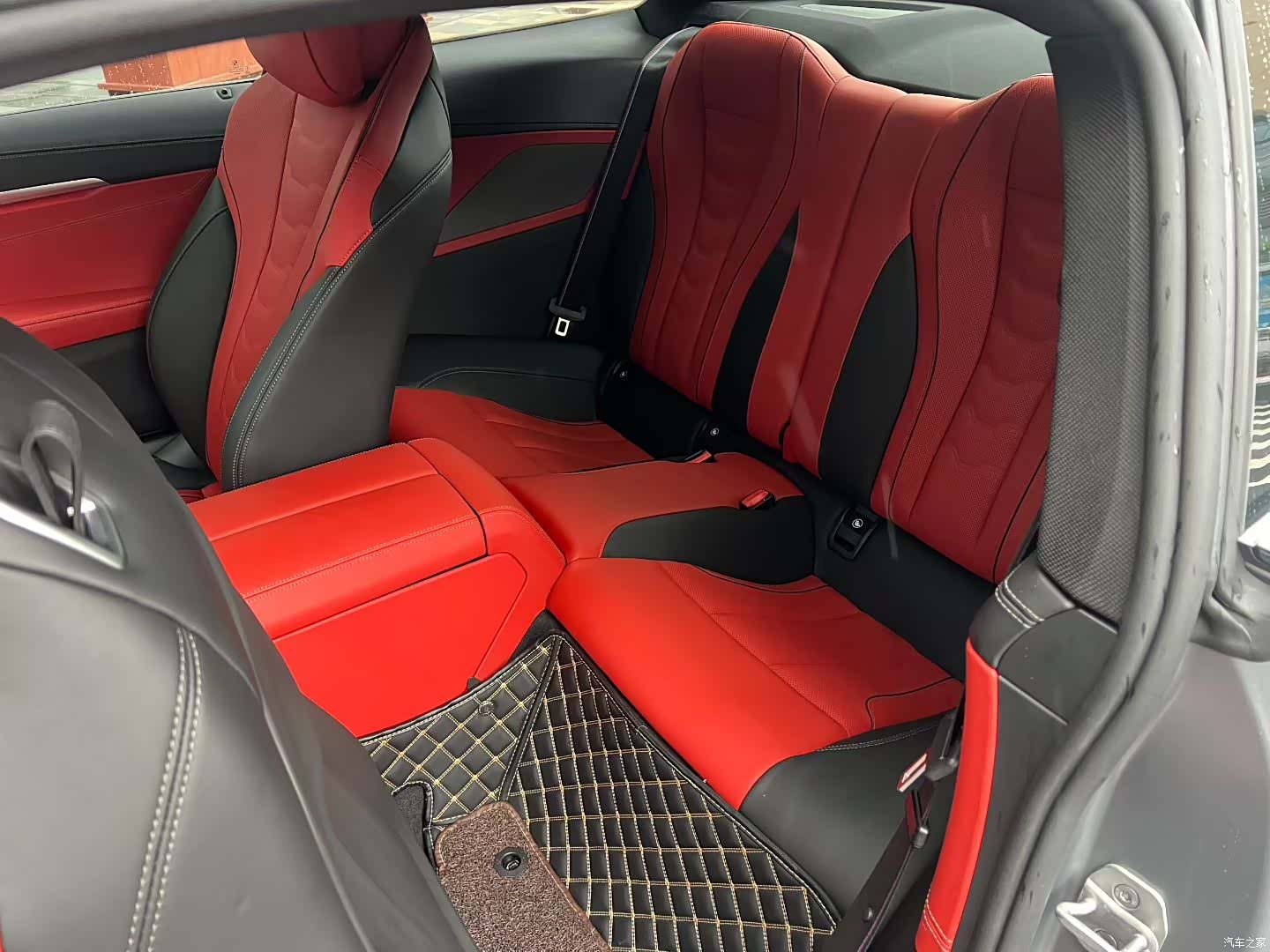 BMW 8 Series, 2022 6