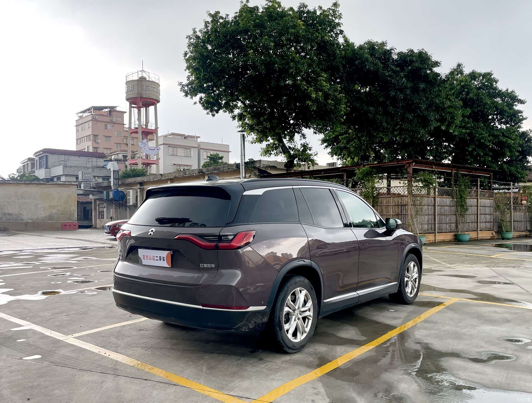 NIO ES8, 2020 4