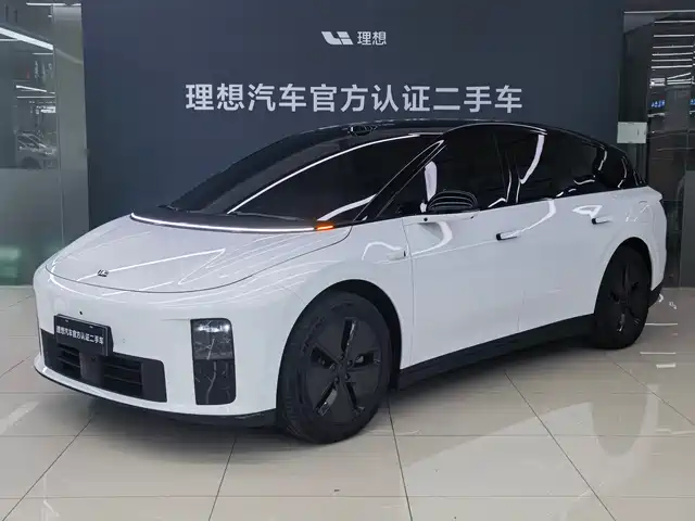 Li Auto i6 2026 — купить из Китая под заказ