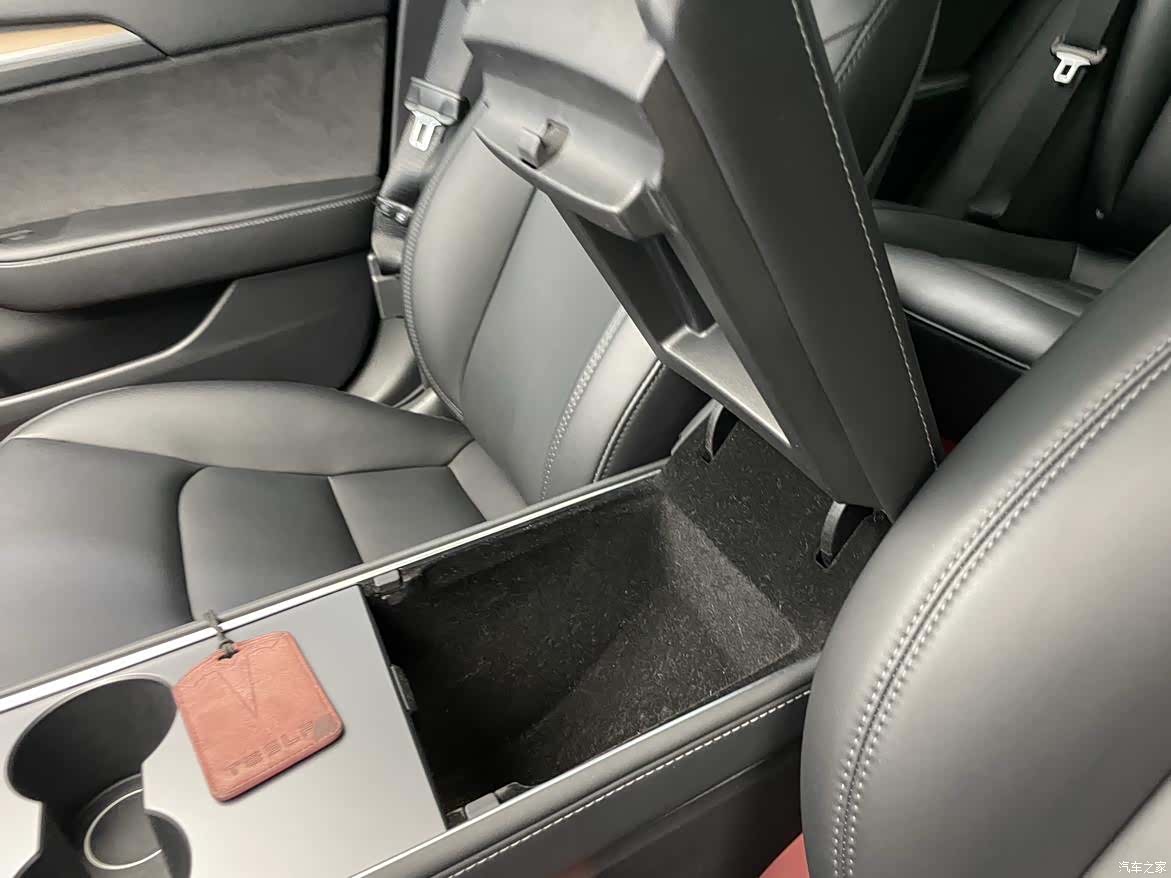 Tesla Model 3, 2022 12