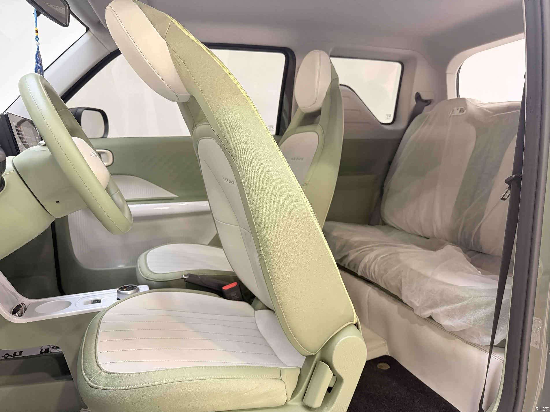 Geely Panda, 2025 7
