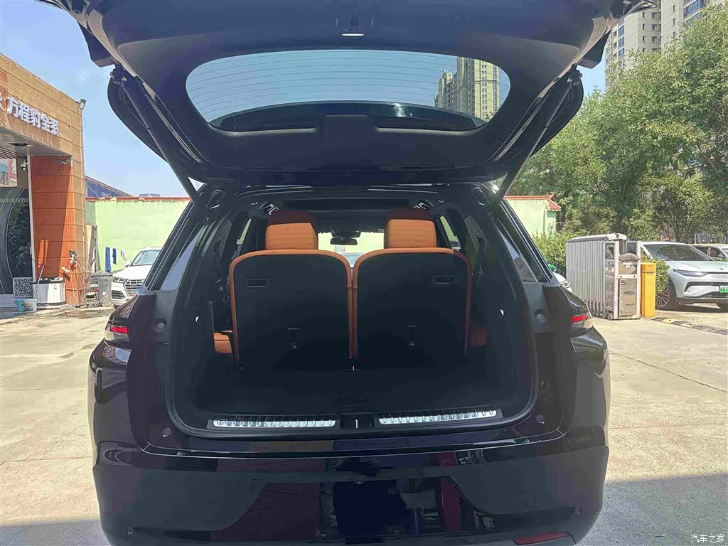Li Auto L8, 2023 15
