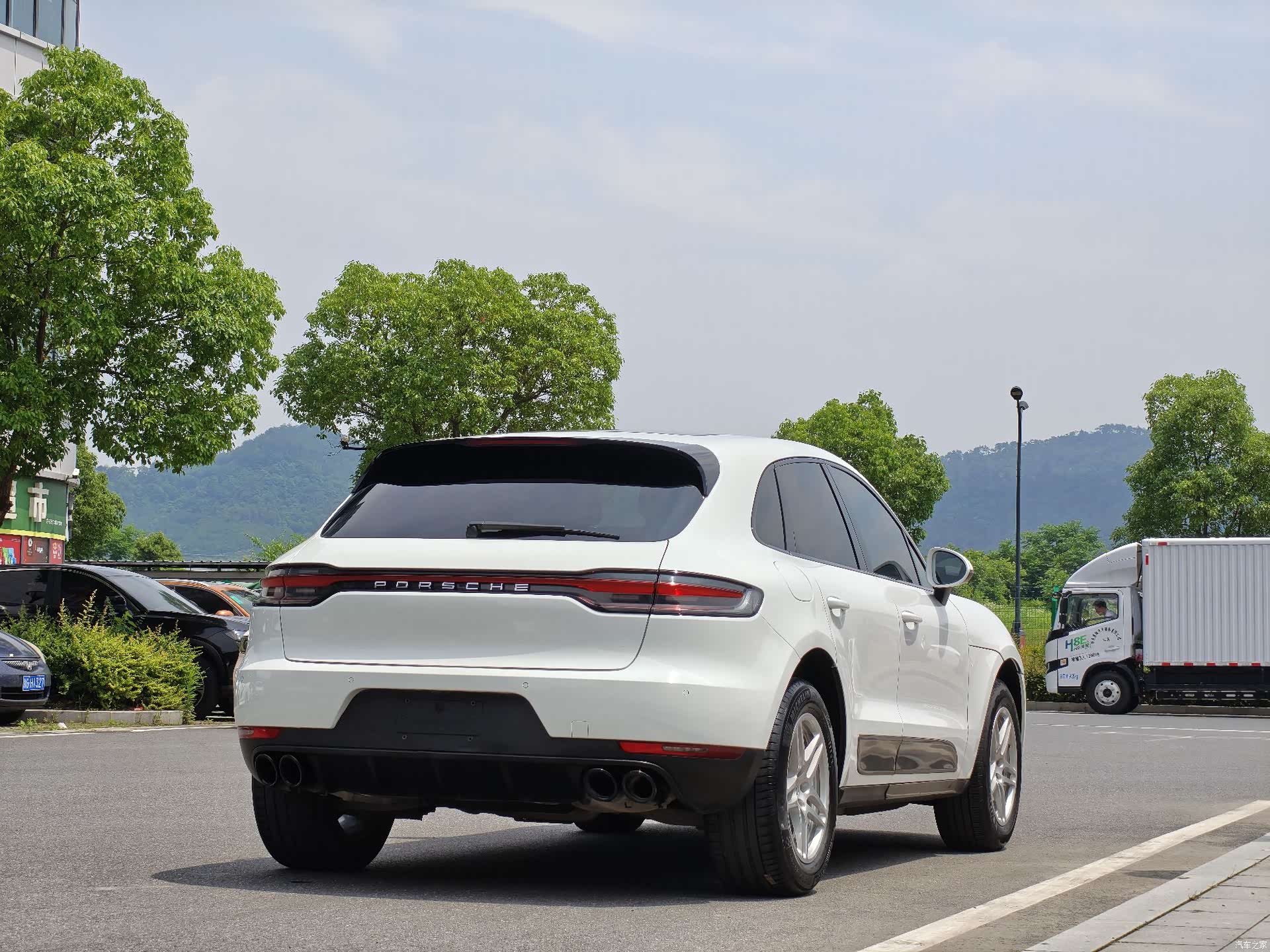 Porsche Macan, 2019 все фото