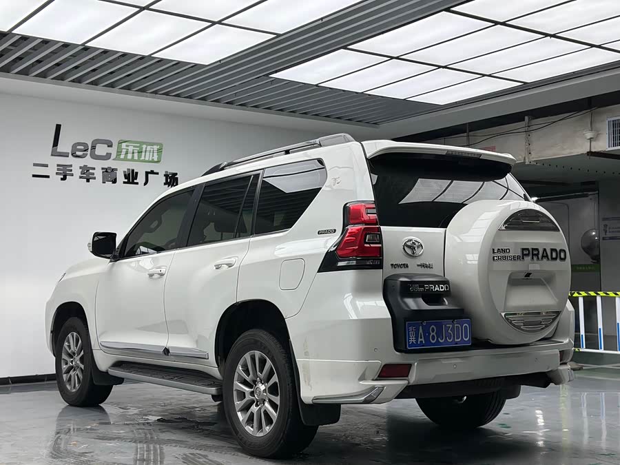 Toyota Prado 2019, фото 14