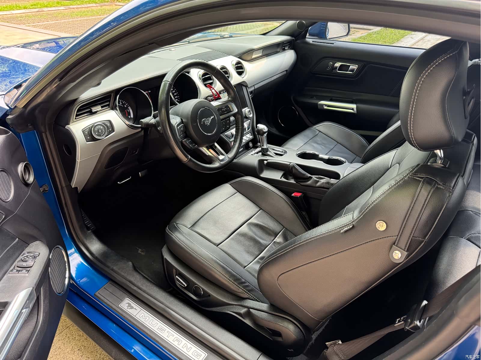 Ford Mustang, 2018 10