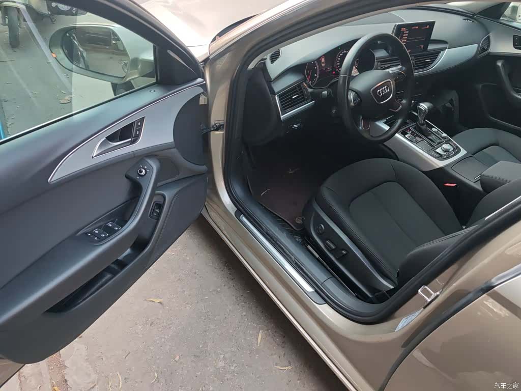 Audi A6L, 2016 13