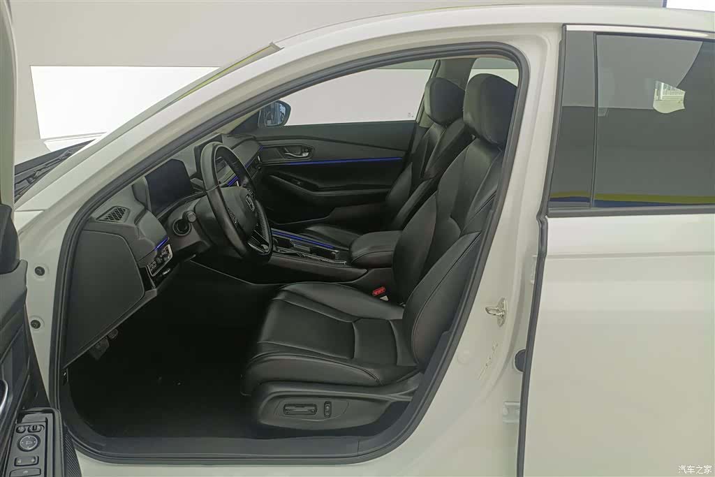 Honda Inspire, 2024 9