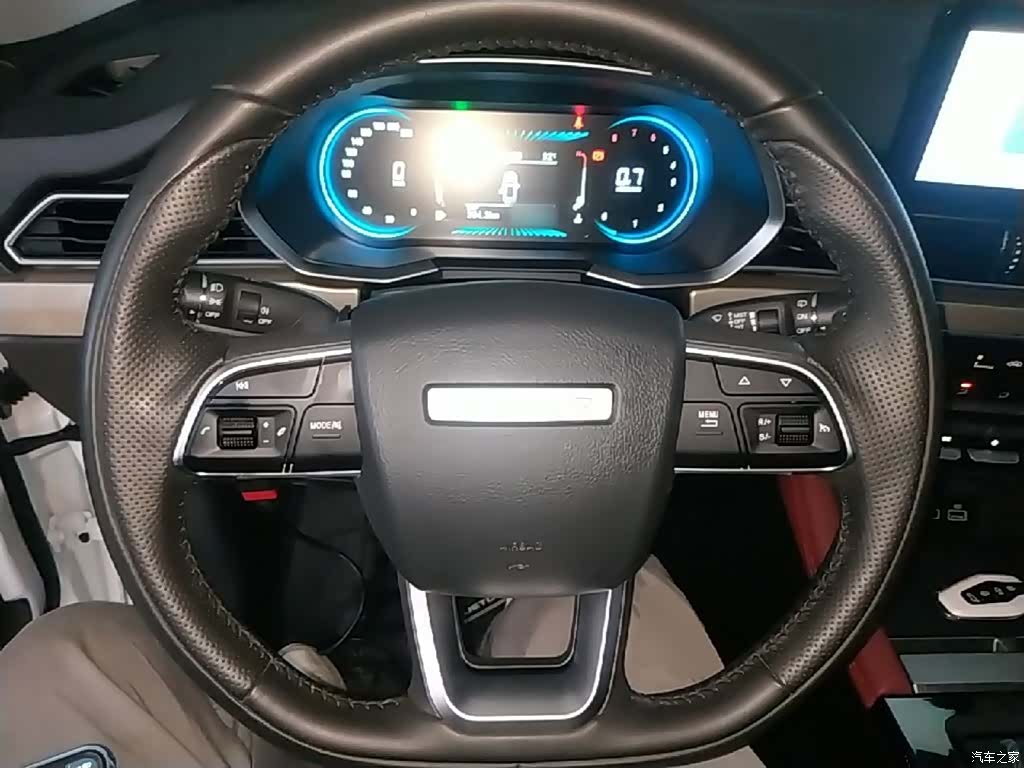 Jetour X70, 2025 11