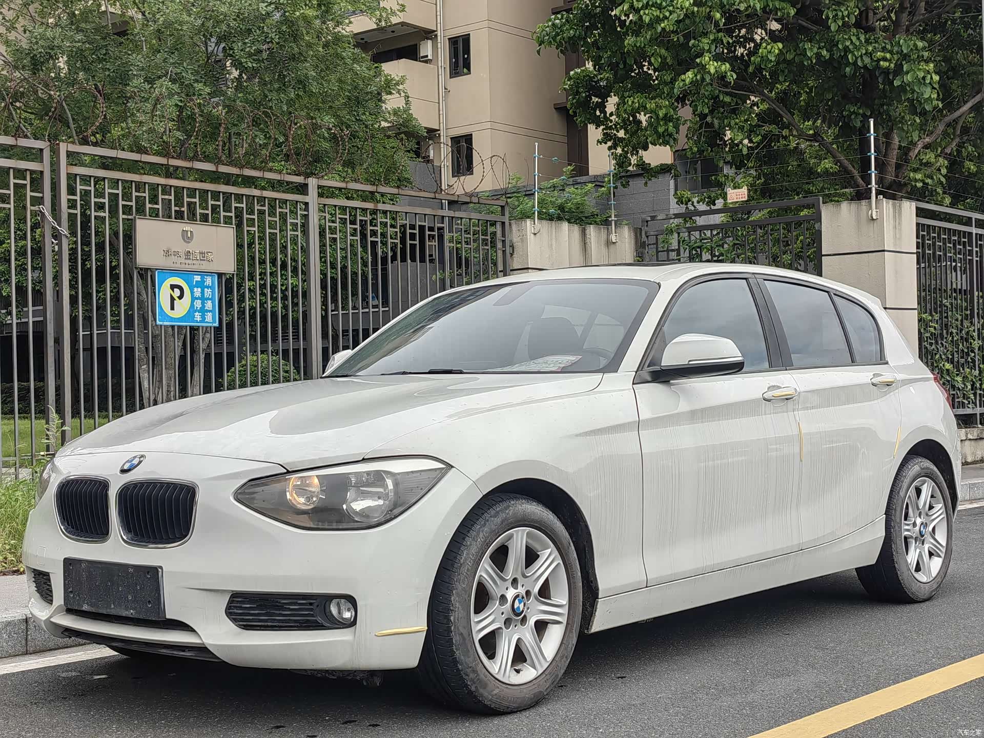 BMW 1 Series, 2014 1