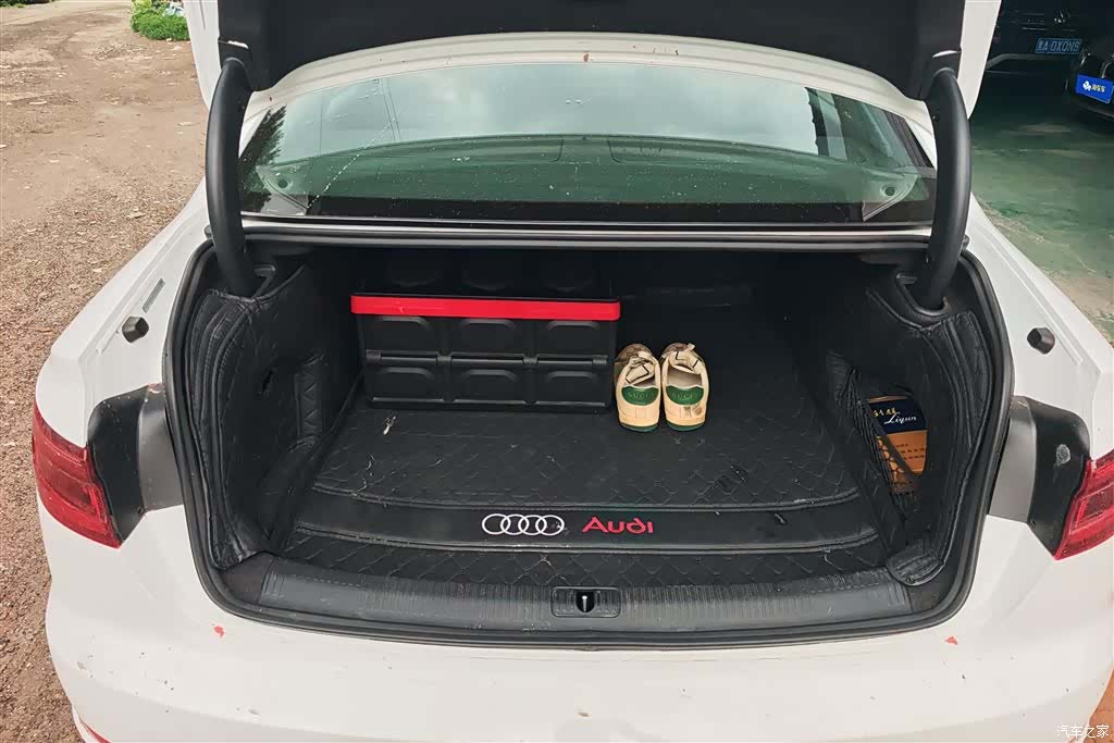 Audi A4L, 2019 4