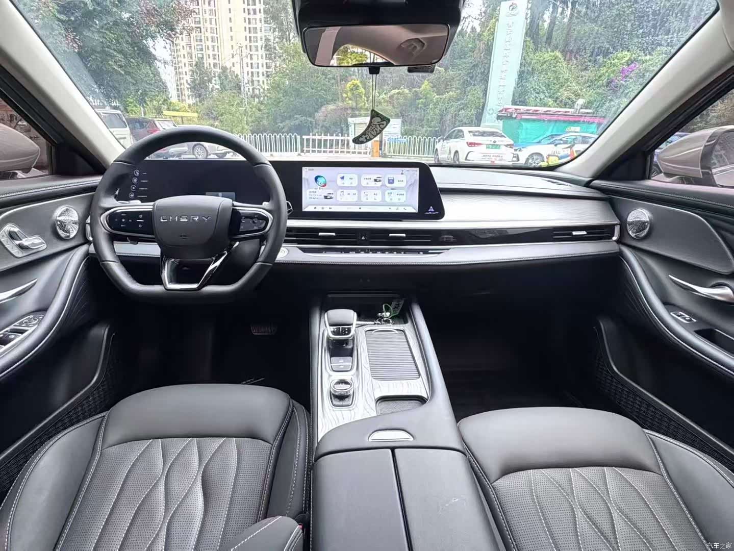 Chery Arrizo 8, 2022 все фото