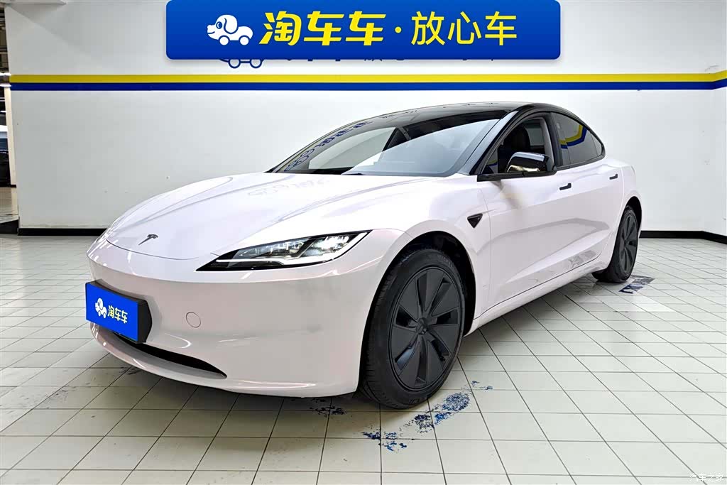 Tesla Model 3, 2024 1