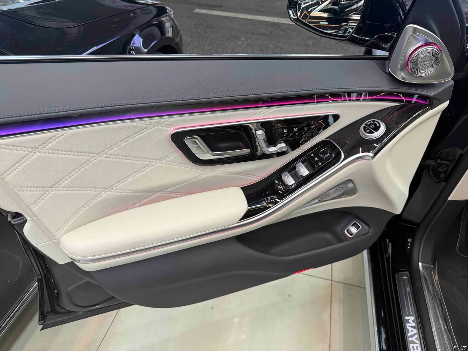 Maybach S-Class, 2025 7