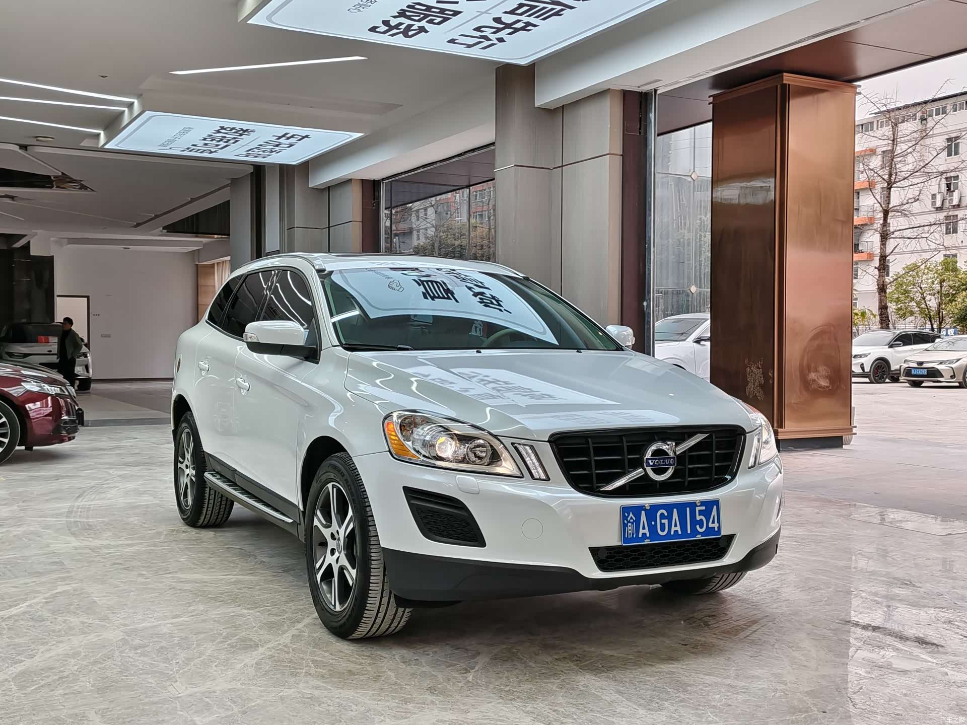 Volvo XC60, 2012 3