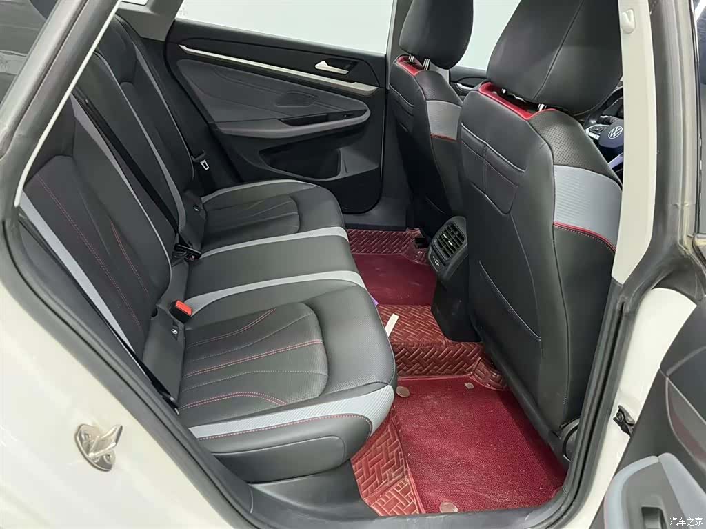 Volkswagen Lamando, 2022 12