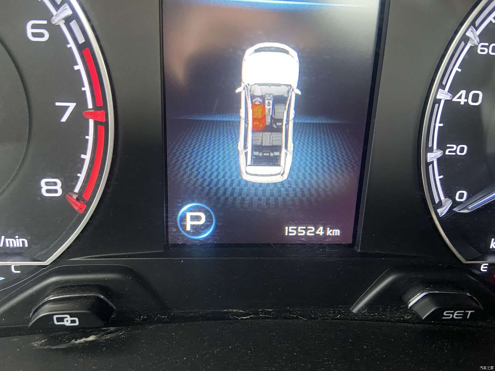 Geely X6, 2022 9