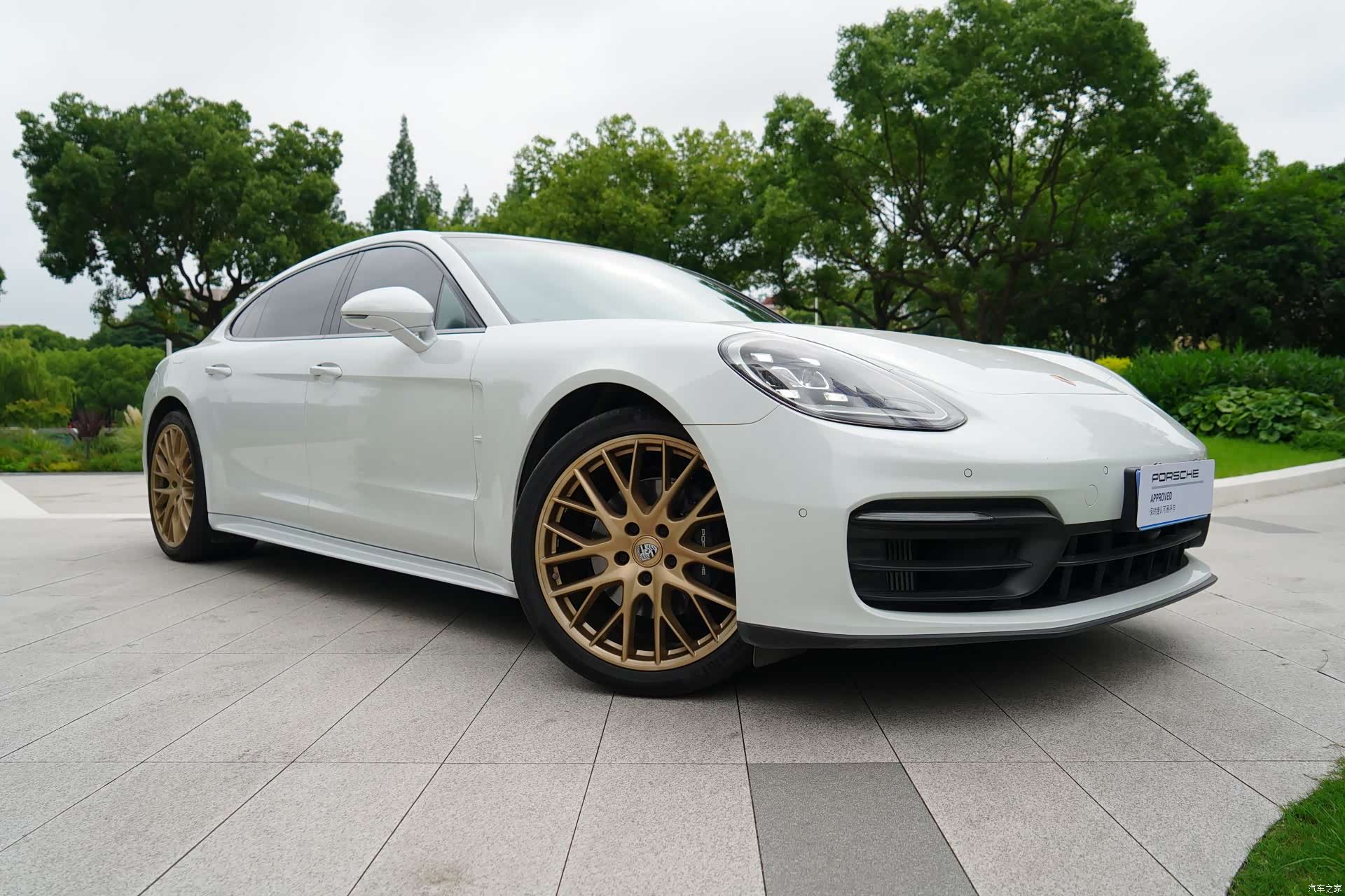 Porsche Panamera, 2023 16