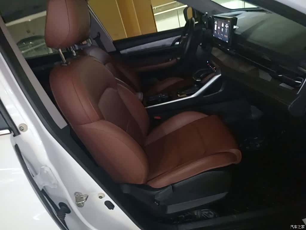 Geely X6, 2023 25