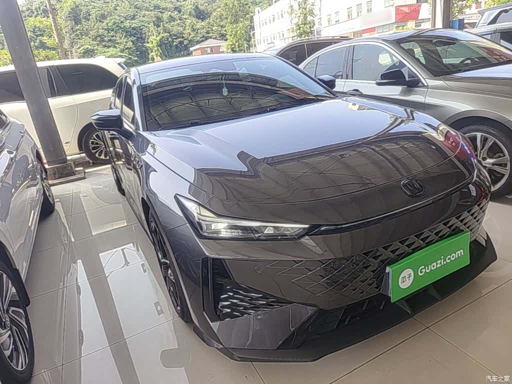 Changan UNI-V, 2024 4