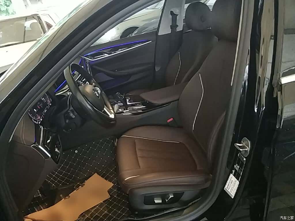 BMW 5 Series, 2022 15