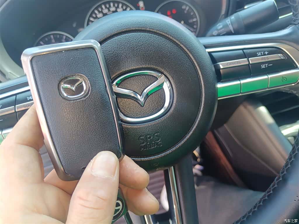 Mazda Mazda3, 2021 17