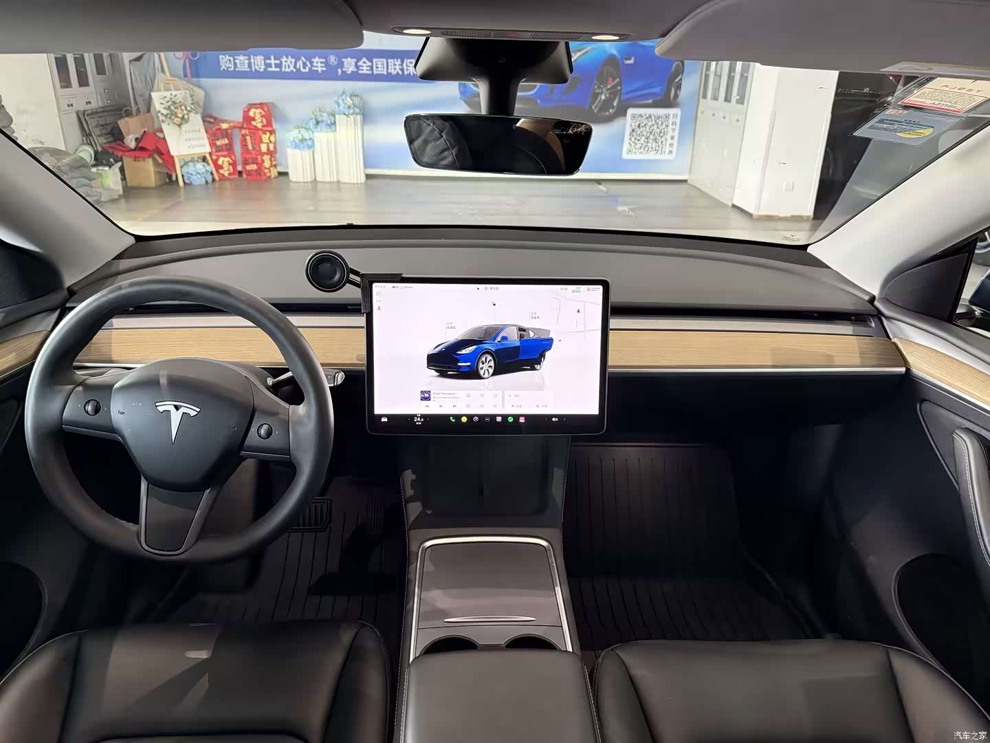 Tesla Model Y, 2023 все фото