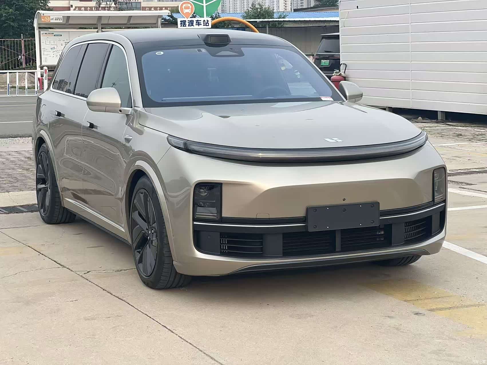 Li Auto L9, 2023 3